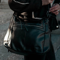 Serena’s Zip Carry | Shoulder Bag
